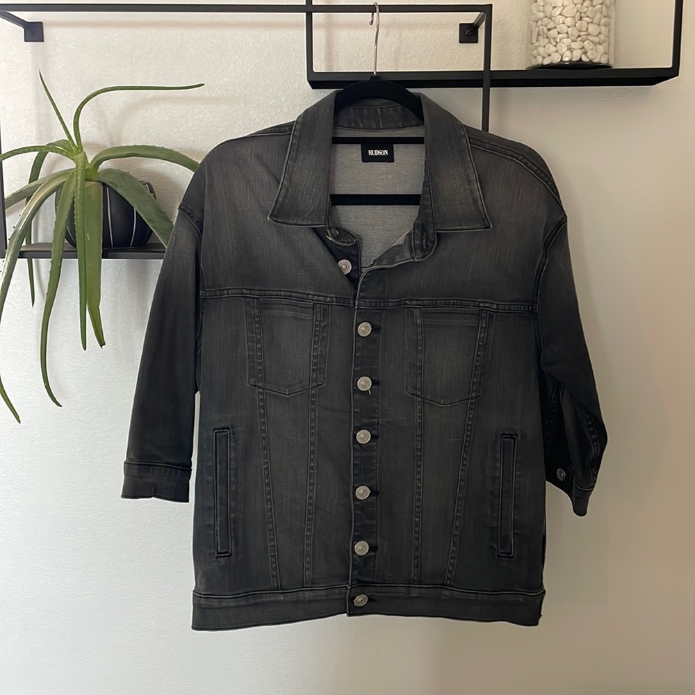 Hudson grey/black jean jacket, quarter sleeve, size: small